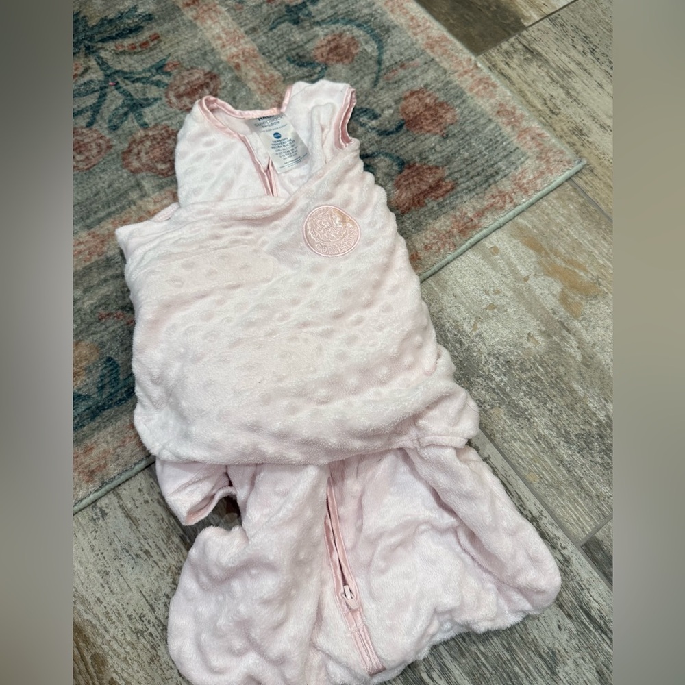 Halo swaddle